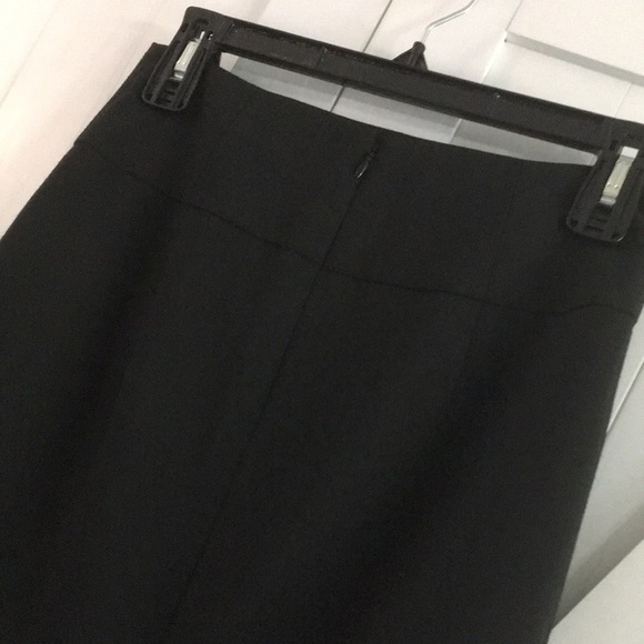 Express design studio. Black Pencil skirt size 2 - Picture 6 of 12